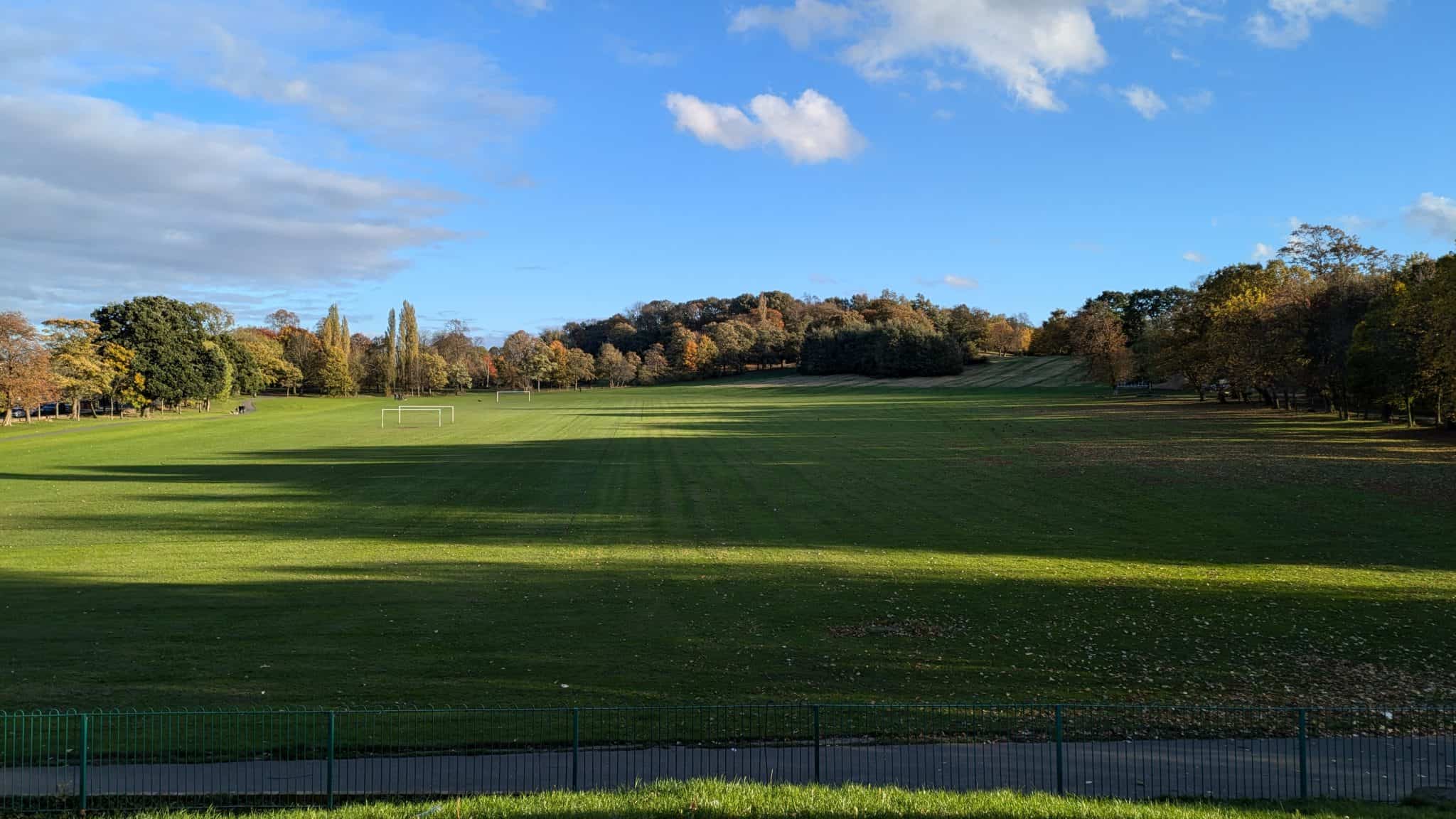 thornes-park-wakefield-review-for-families-play-area-cycling